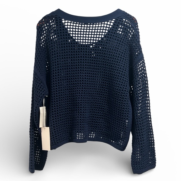 Two by Vince Camuto Navy V-Neck Sweater - Picture 5 of 5